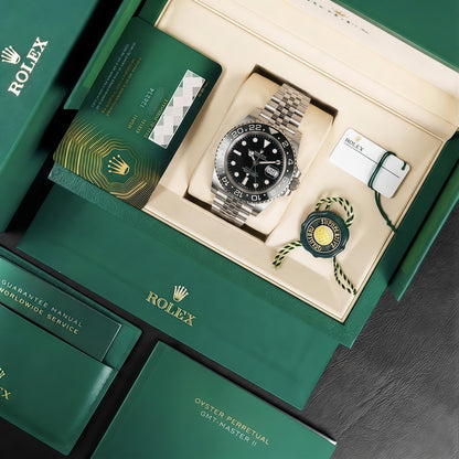 GMT-Master II Oystersteel -  Black Dial Black Bezel Jubilee