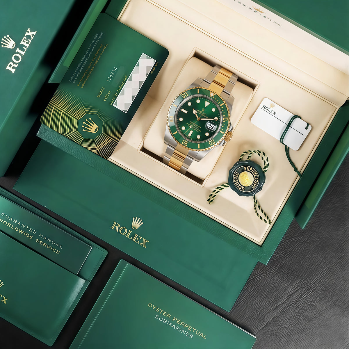 Submariner Rolesor – Green Dial Green Bezel Oyster Date