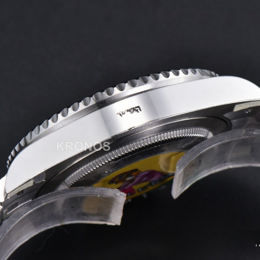 GMT Master II 40mm Blackgray Black Dial - Authentic Movement