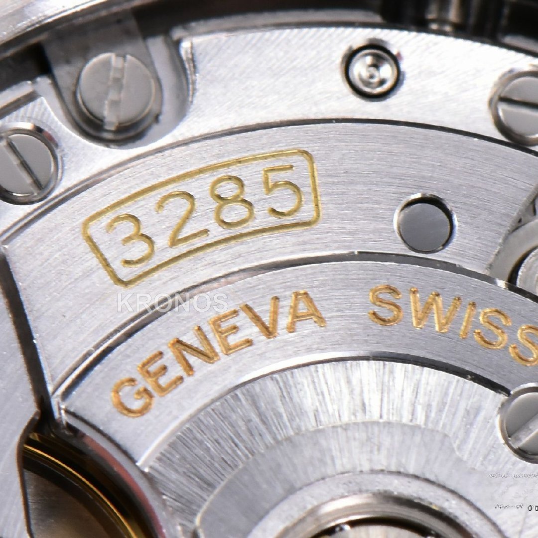 GMT Master II 40mm Blackgray Black Dial - Authentic Movement