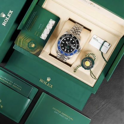 GMT-Master II "Batgirl" Oystersteel -  Black Dial Blue & Black Bezel Jubilee