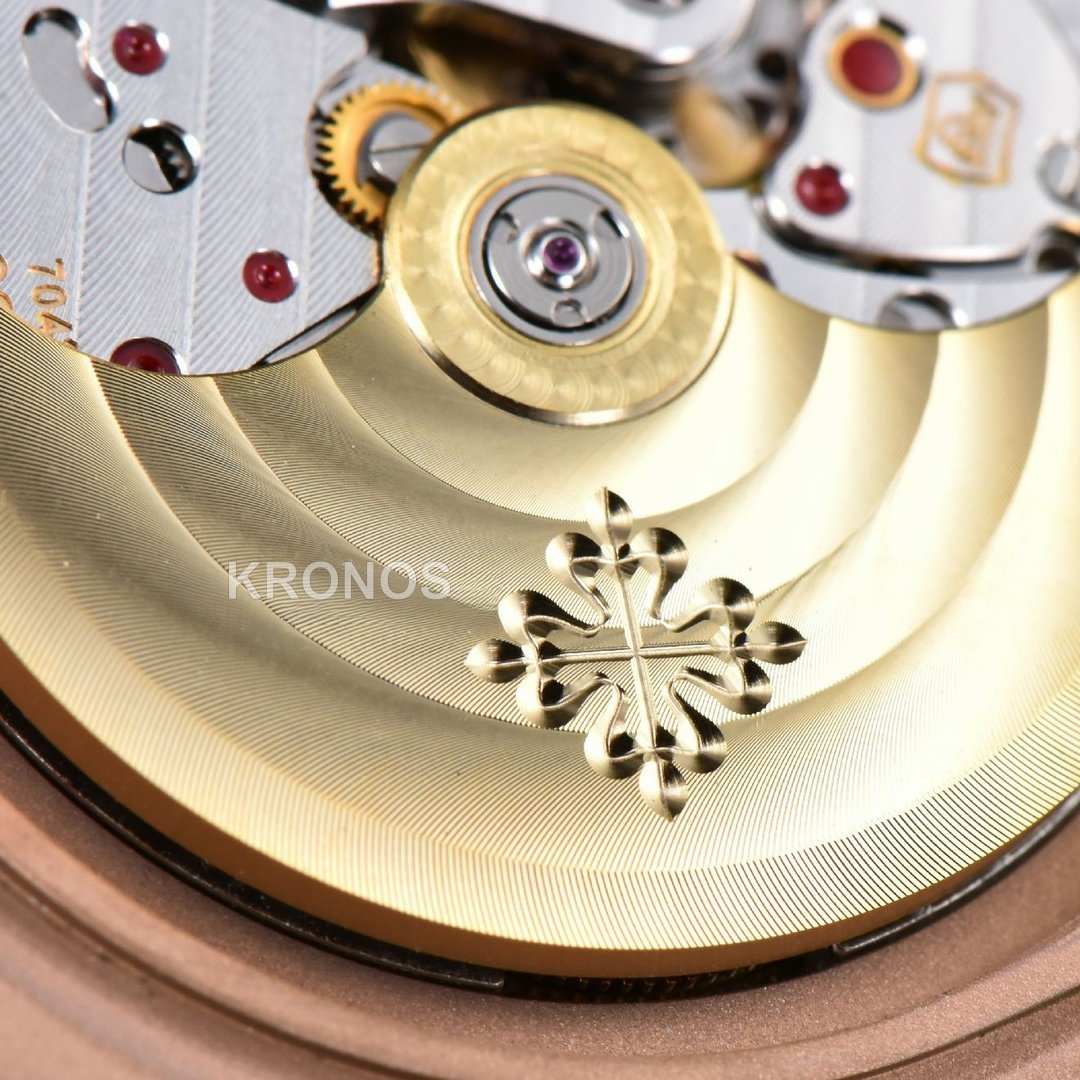 Nautilus 40mm Gray Textured Dial - Authentic Movement