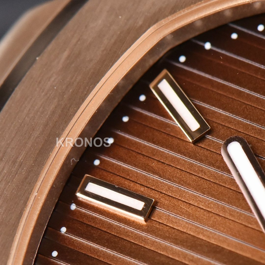 Nautilus 40mm Brown Dial - Authentic Movement
