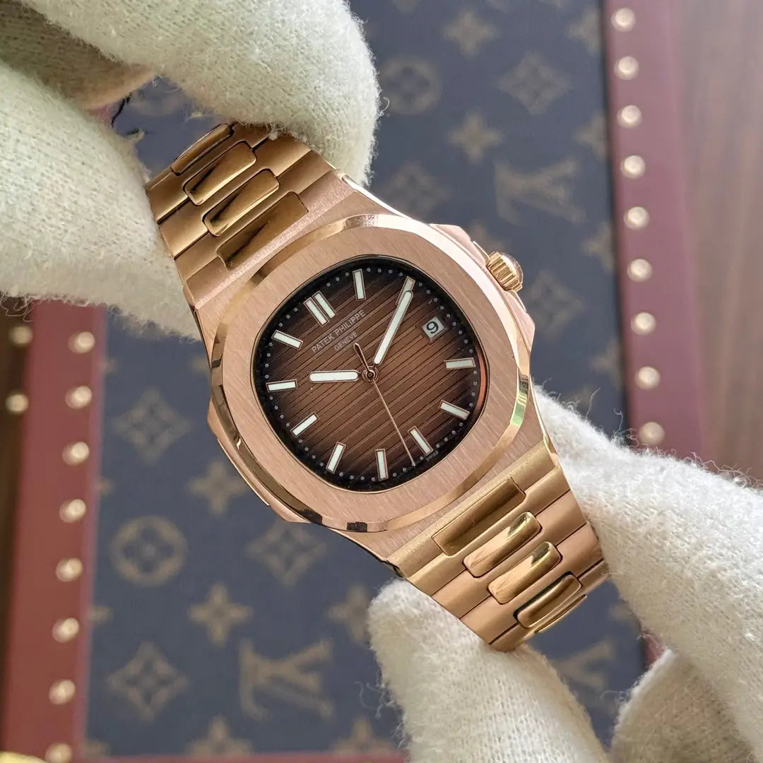 Kronos Nautilus Rose Gold inspirado diseño lujo accesible con esfera chocolate