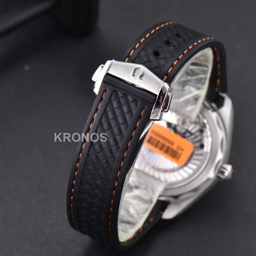 Aqua Terra 150m Seamaster 41mm White Dial Orange Hands Black - Authentic Movement