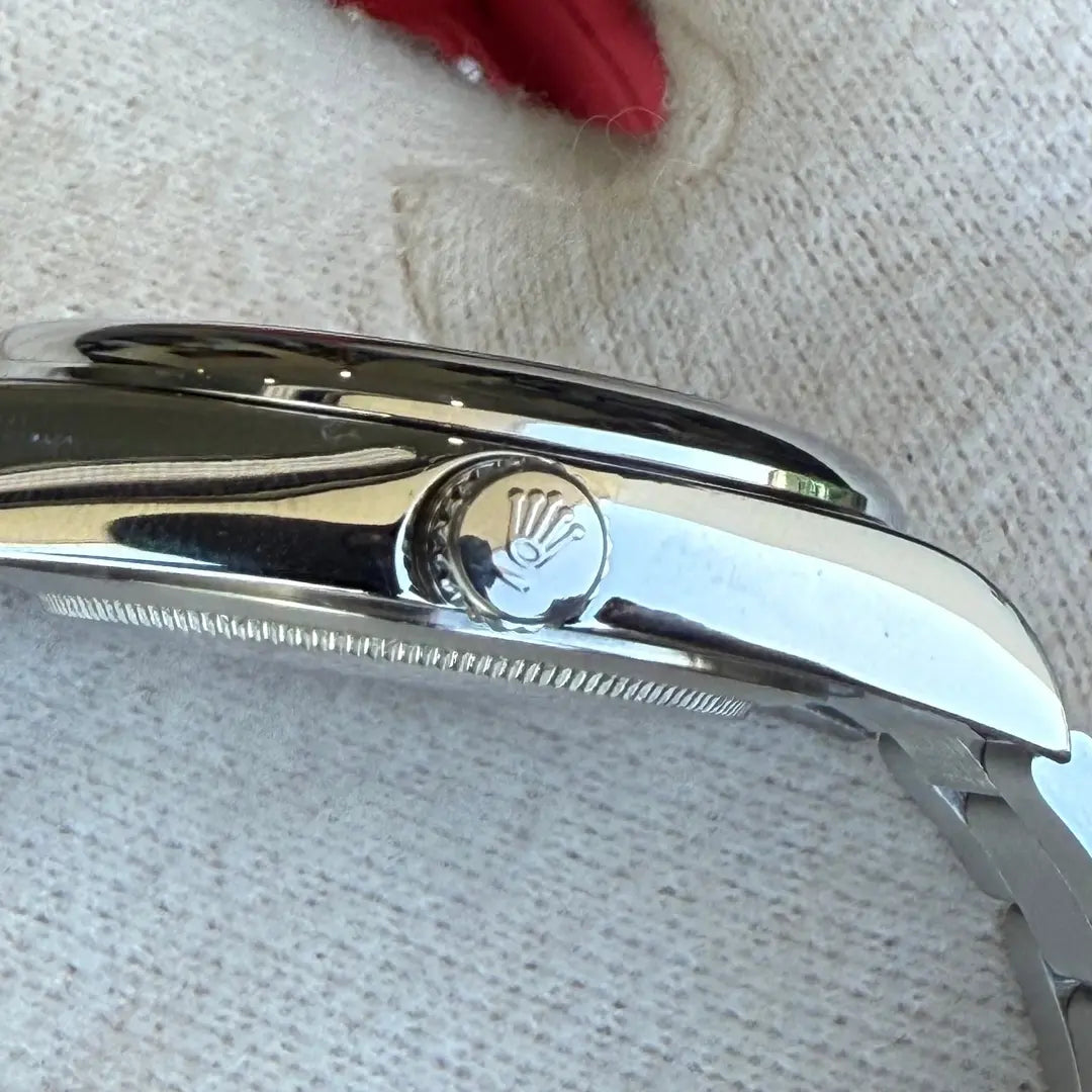 Caja redonda Oystersteel Oyster Perpetual detalle premium - Kronos Relojes