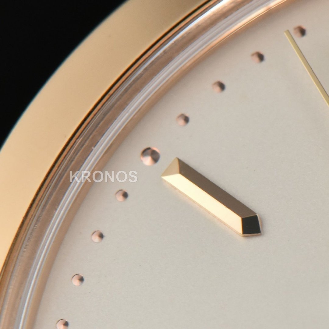 Calatrava 38mm Beige Dial Brown - Authentic Movement