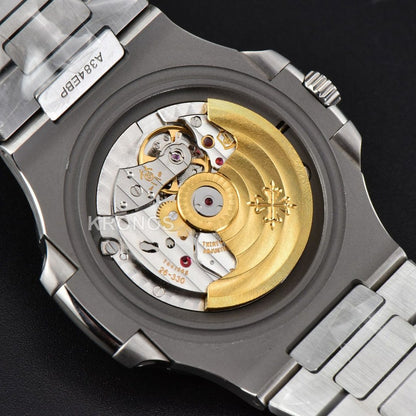 Nautilus 5711 40mm Green Dial A324sc - Authentic Movement
