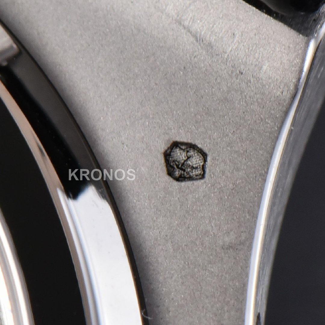 Nautilus 40mm Gray Dial Black - Authentic Movement