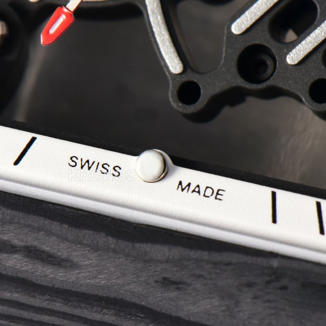Rm055 Ntpt White Black Crown Black Rmul2 - Authentic Movement