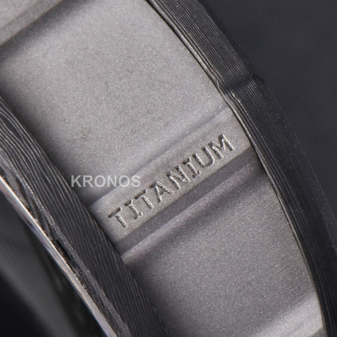 Rm055 Ntpt White Black Crown Black Rmul2 - Authentic Movement