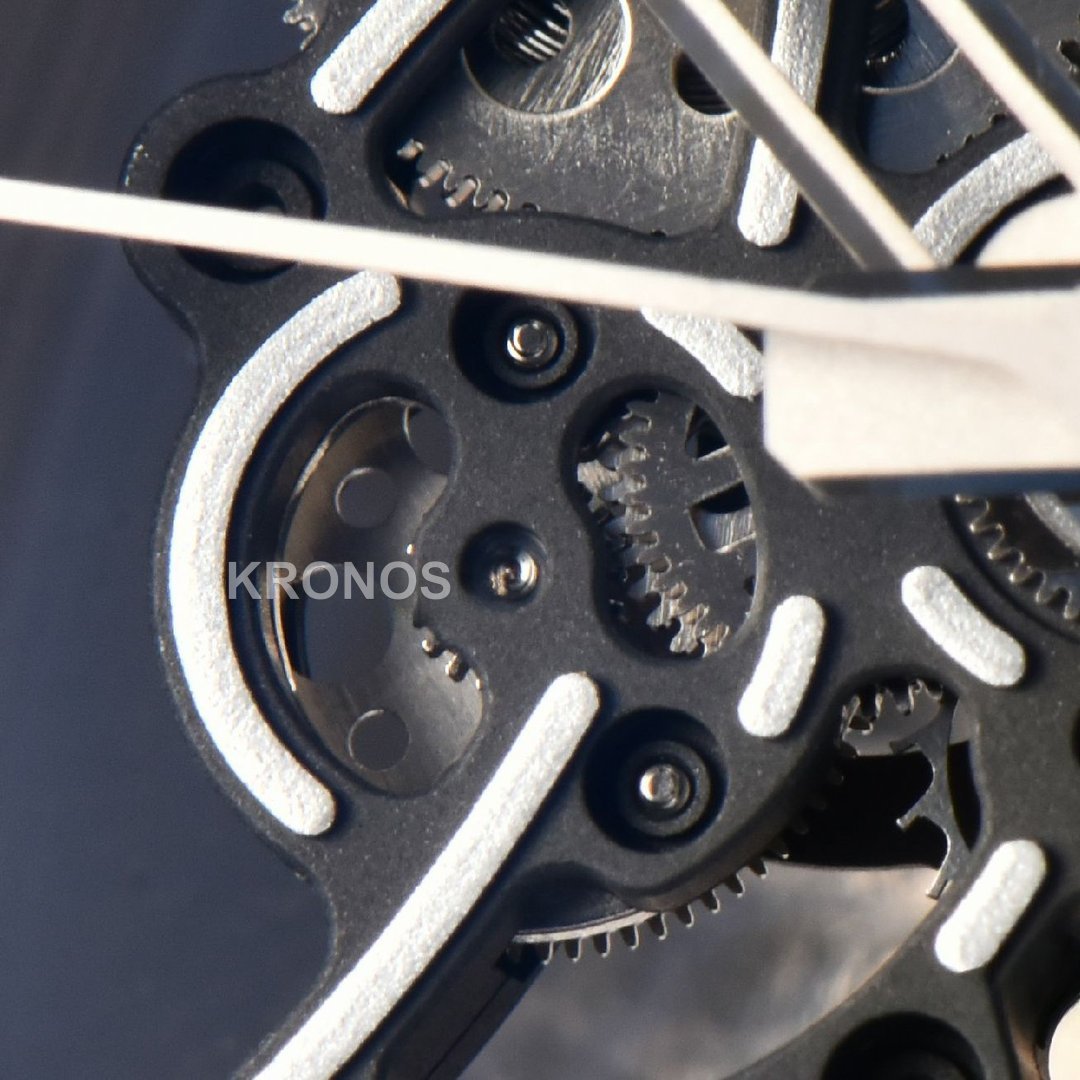 Rm055 Ntpt Blue White Crown White Rmul2 - Authentic Movement