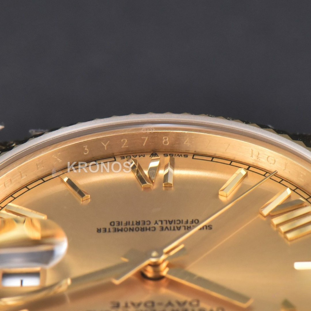 Daydate 40mm Dial Roma Marker - Authentic Movement
