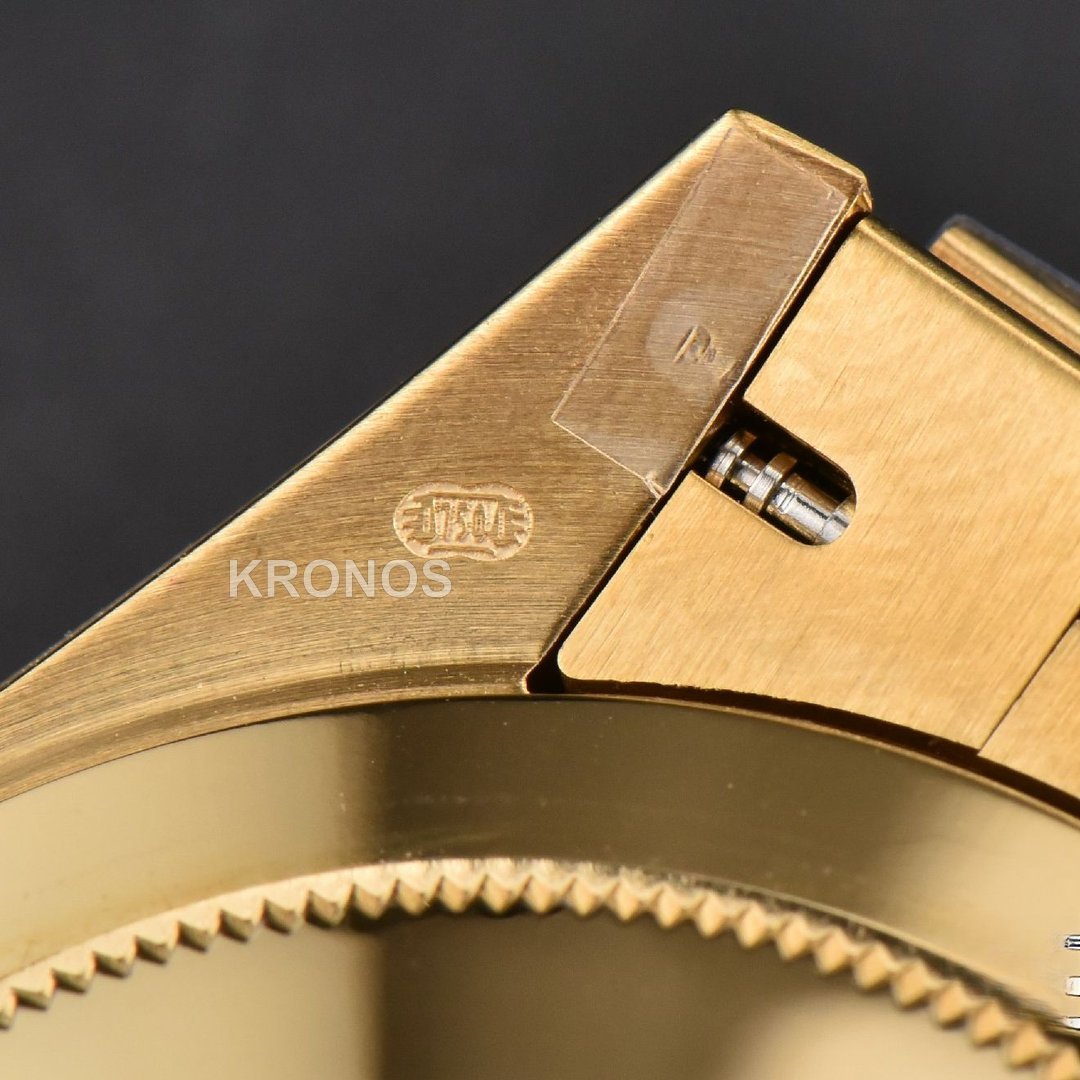 Daydate 40mm Green Dial - Authentic Movement