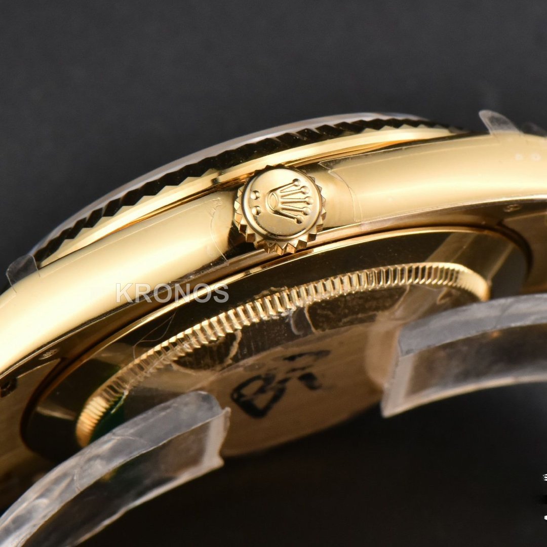 Daydate 40mm Green Dial - Authentic Movement