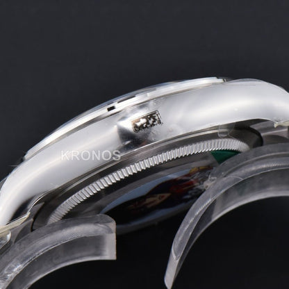 Daytona 40mm Panda White Dial Black - Authentic Movement