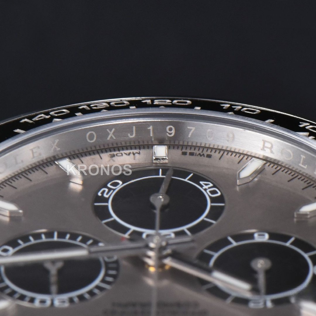 Daytona 40mm Gray Dial Black Oysterflex Strap - Authentic Movement