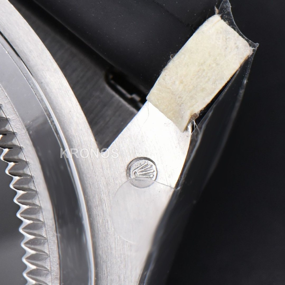 Daytona 40mm Gray Dial Black Oysterflex Strap - Authentic Movement