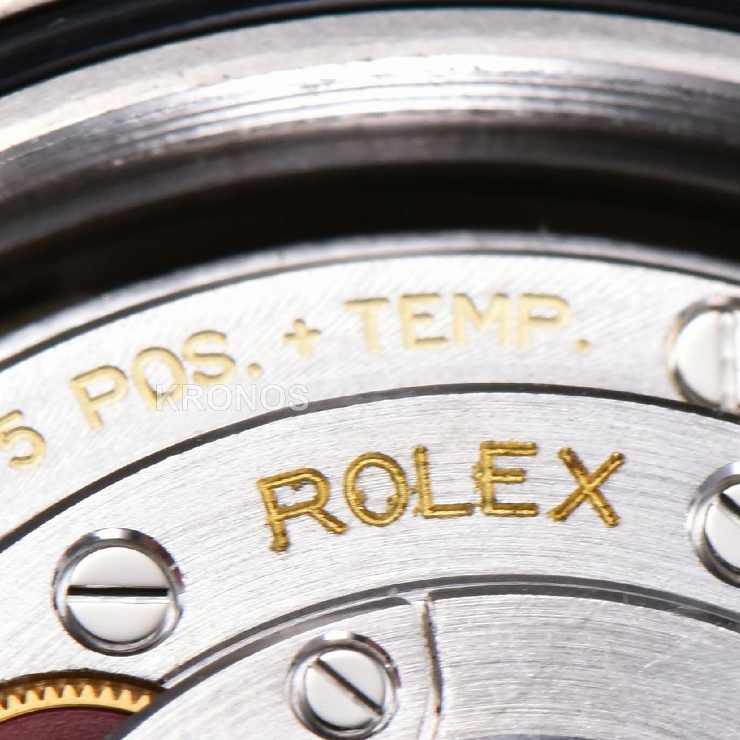 Explorer II 42mm White Dial Chs - Authentic Movement