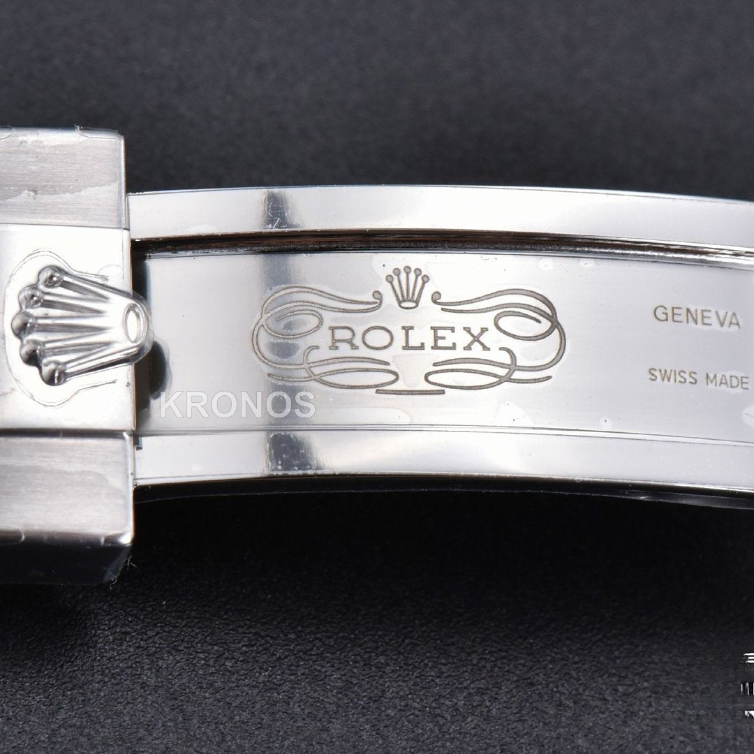 GMT Master II Bluered - Authentic Movement