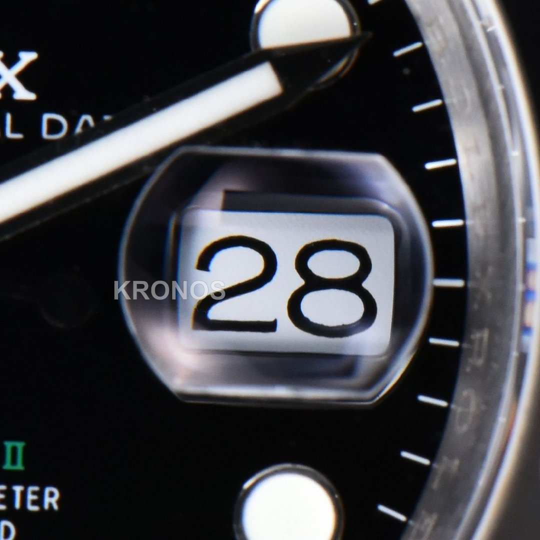 GMT Master II 40mm Blackgray Black Dial - Authentic Movement