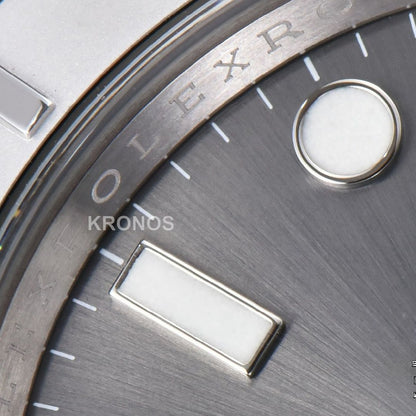 Yacht Master 40mm Gray Dial - Authentic Movement