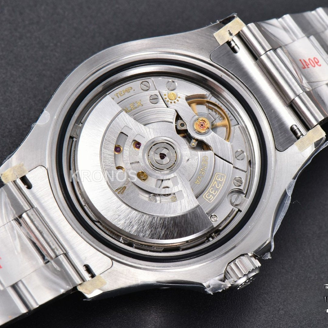 Yacht Master 40mm Gray Dial - Authentic Movement