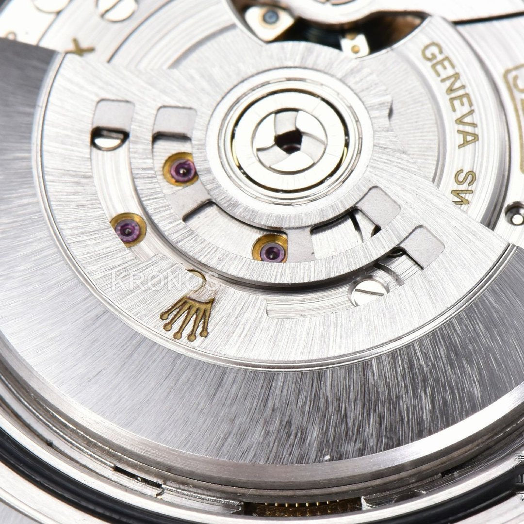 Yacht Master 40mm Gray Dial - Authentic Movement