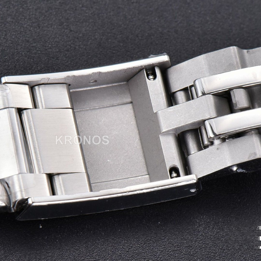 Yacht Master 40mm Gray Dial - Authentic Movement