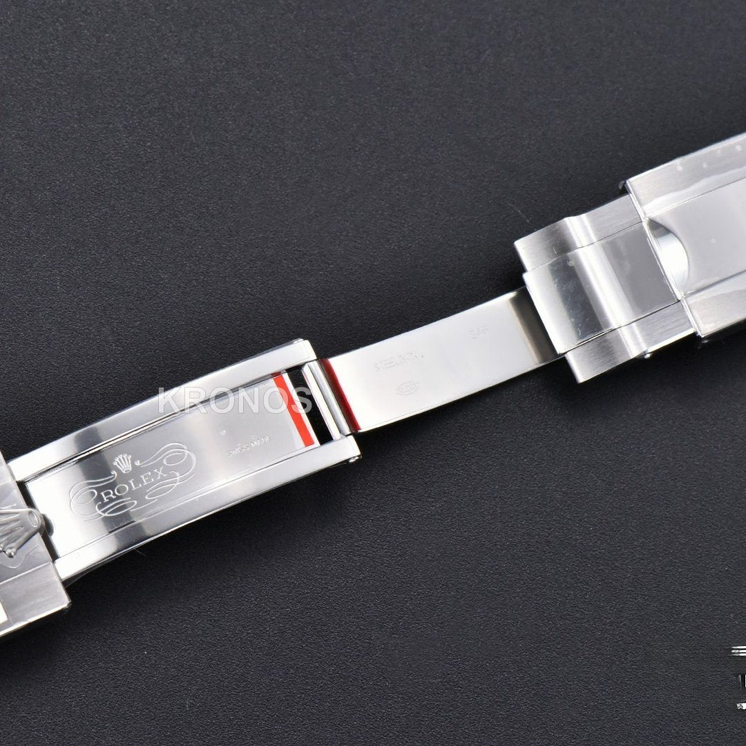 Yacht Master 40mm Gray Dial - Authentic Movement