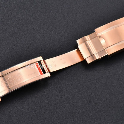 Yacht Master 40mm Ceramic Black Dial Oysterflex Strap - Authentic Movement