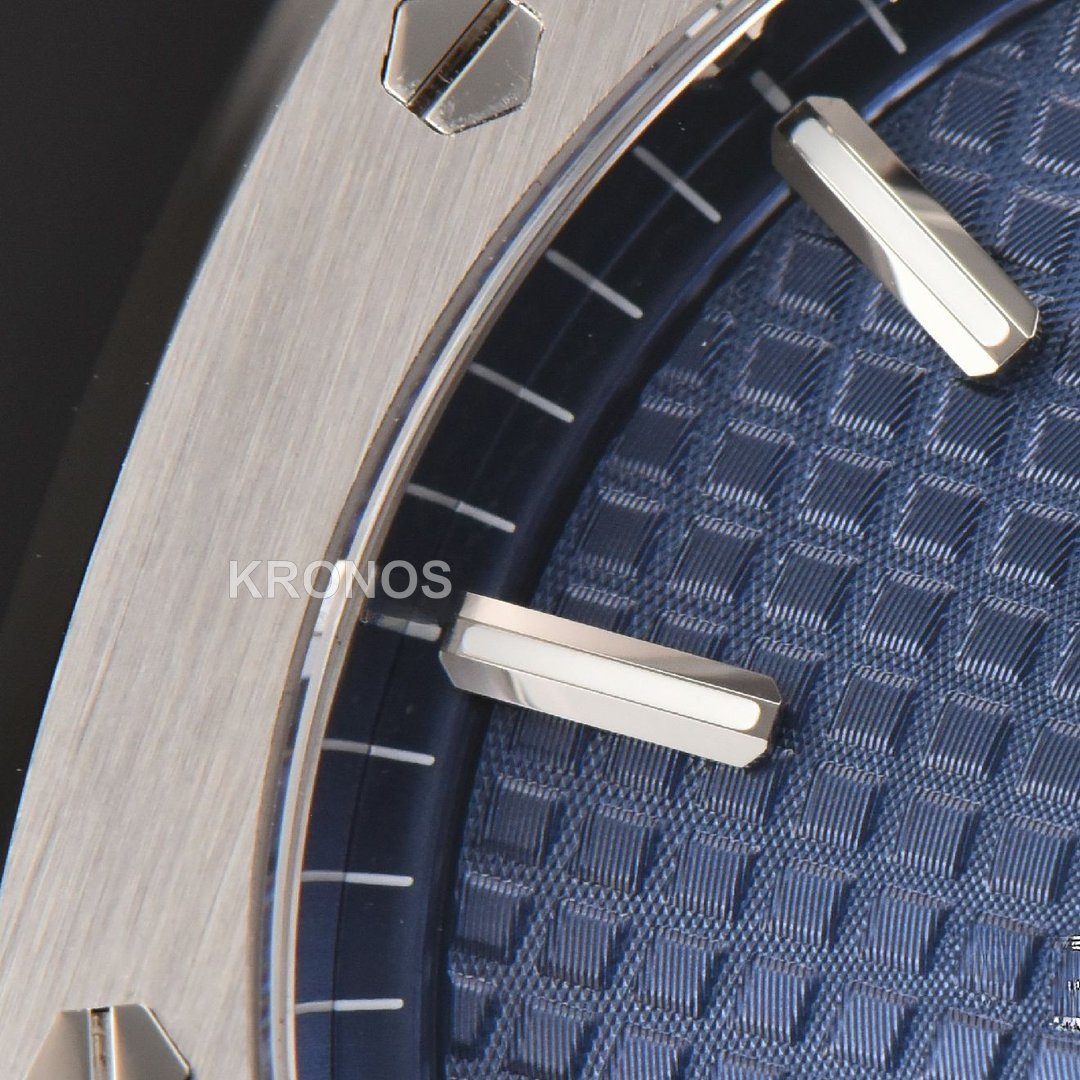 Royal Oak 41mm Blue Textured Dial Super Clone - Authentic Movement