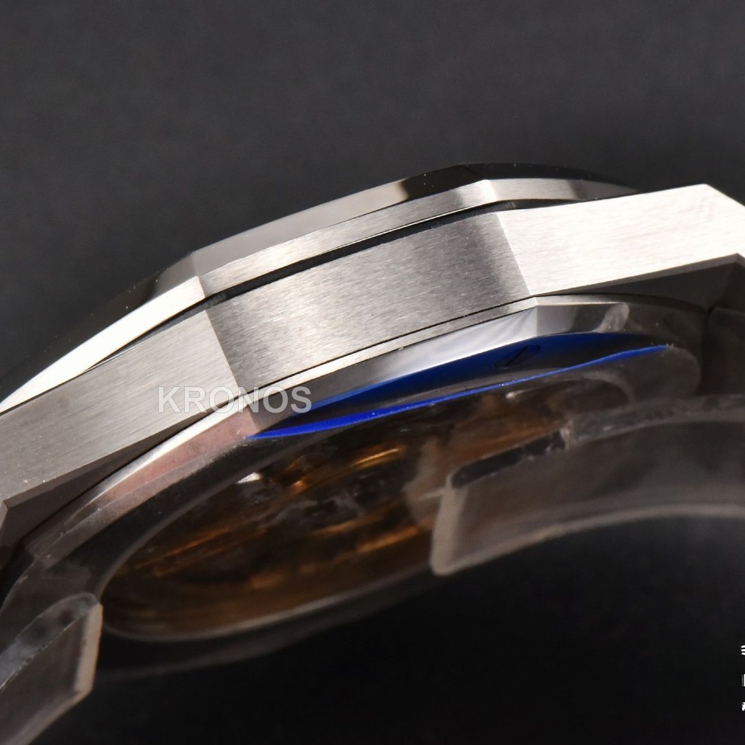 Royal Oak 41mm Blue Textured Dial Super Clone - Authentic Movement