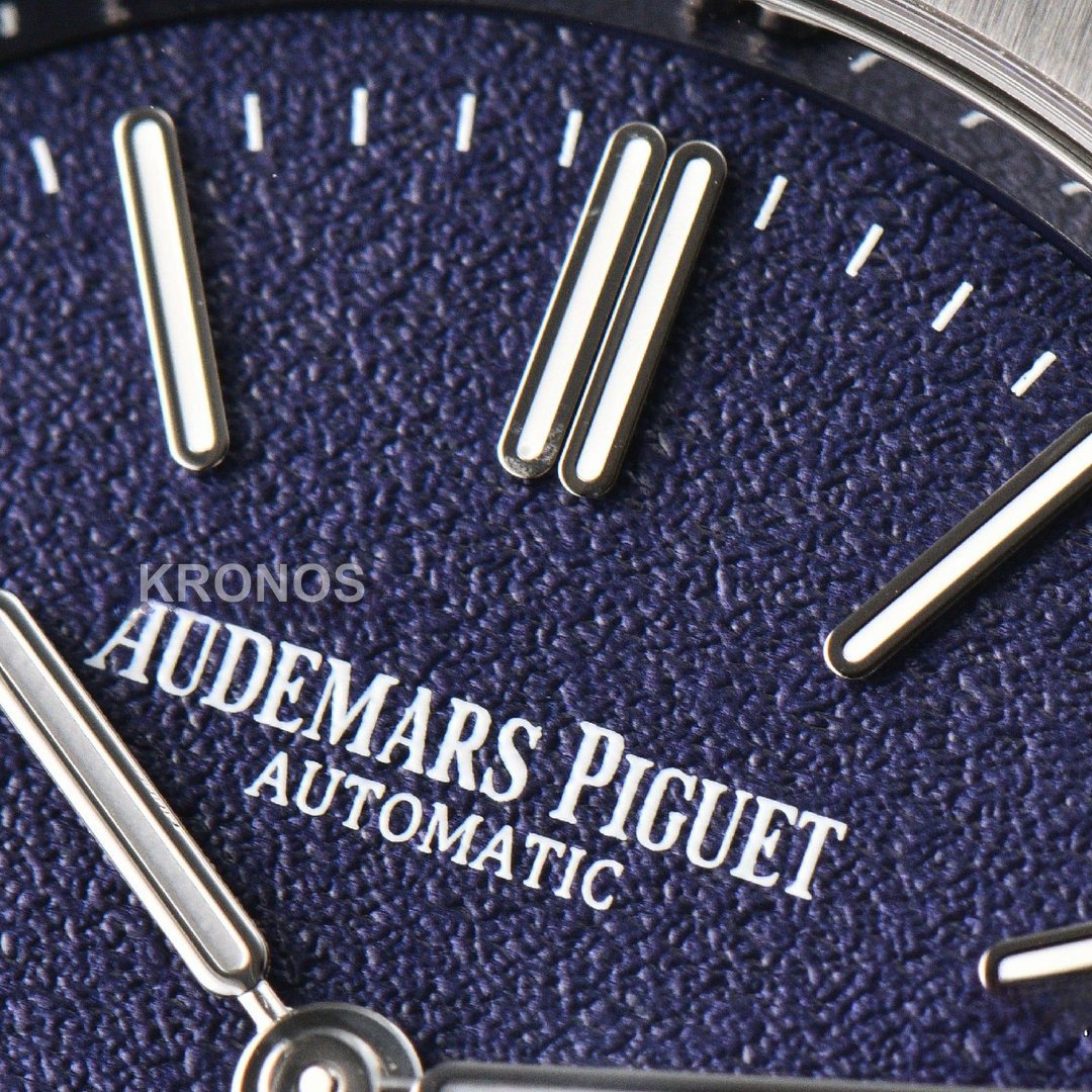 Royal Oak 39mm Tuscan Blue Dial - Authentic Movement