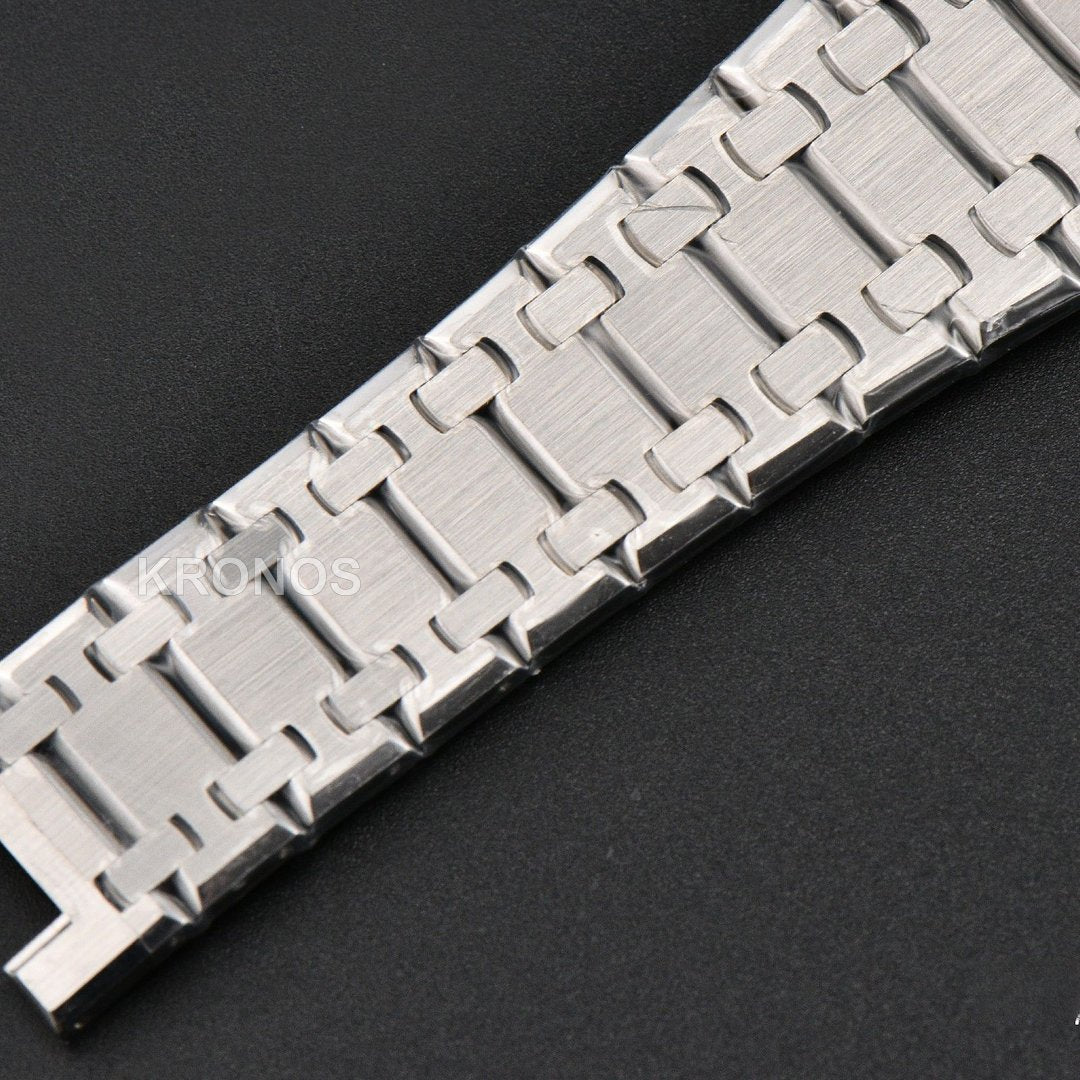 Royal Oak 39mm Tuscan Blue Dial - Authentic Movement