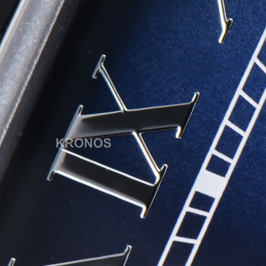 Santos Large 40mm Blue Dial Blue - Authentic Movement