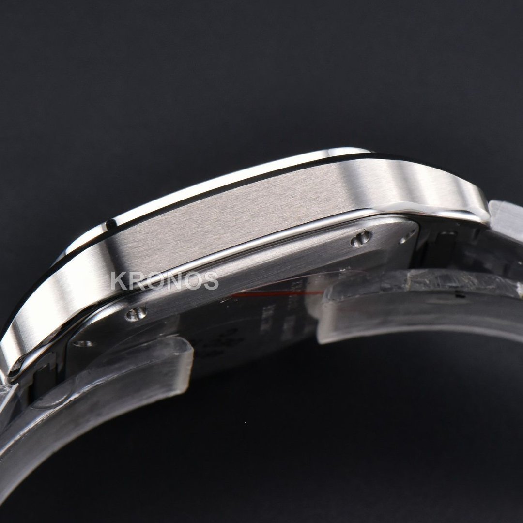 Santos Medium 35mm Blue Dial - Authentic Movement