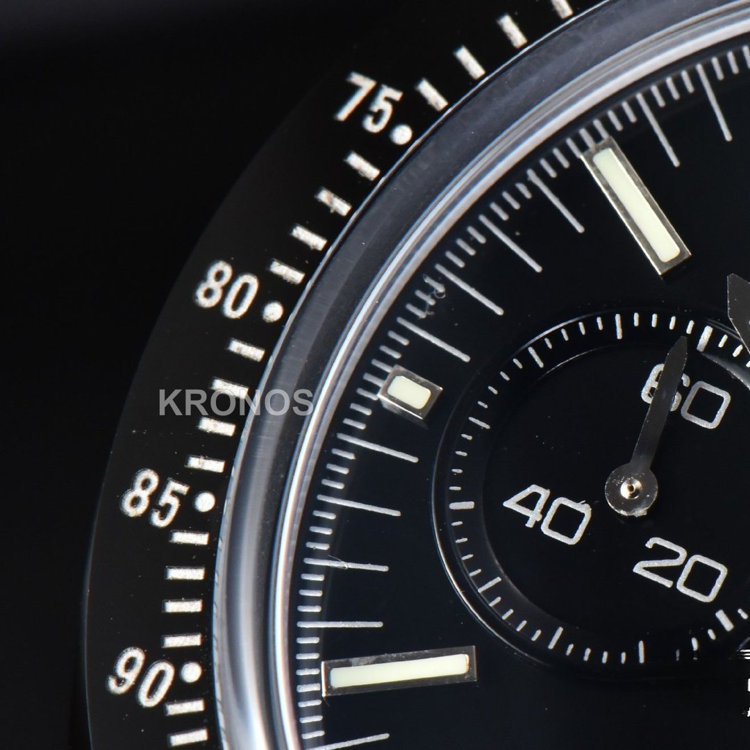 Speedmaster ‘dark Side The Moon’ Real Ceramic 44mm Black Dial - Authentic Movement