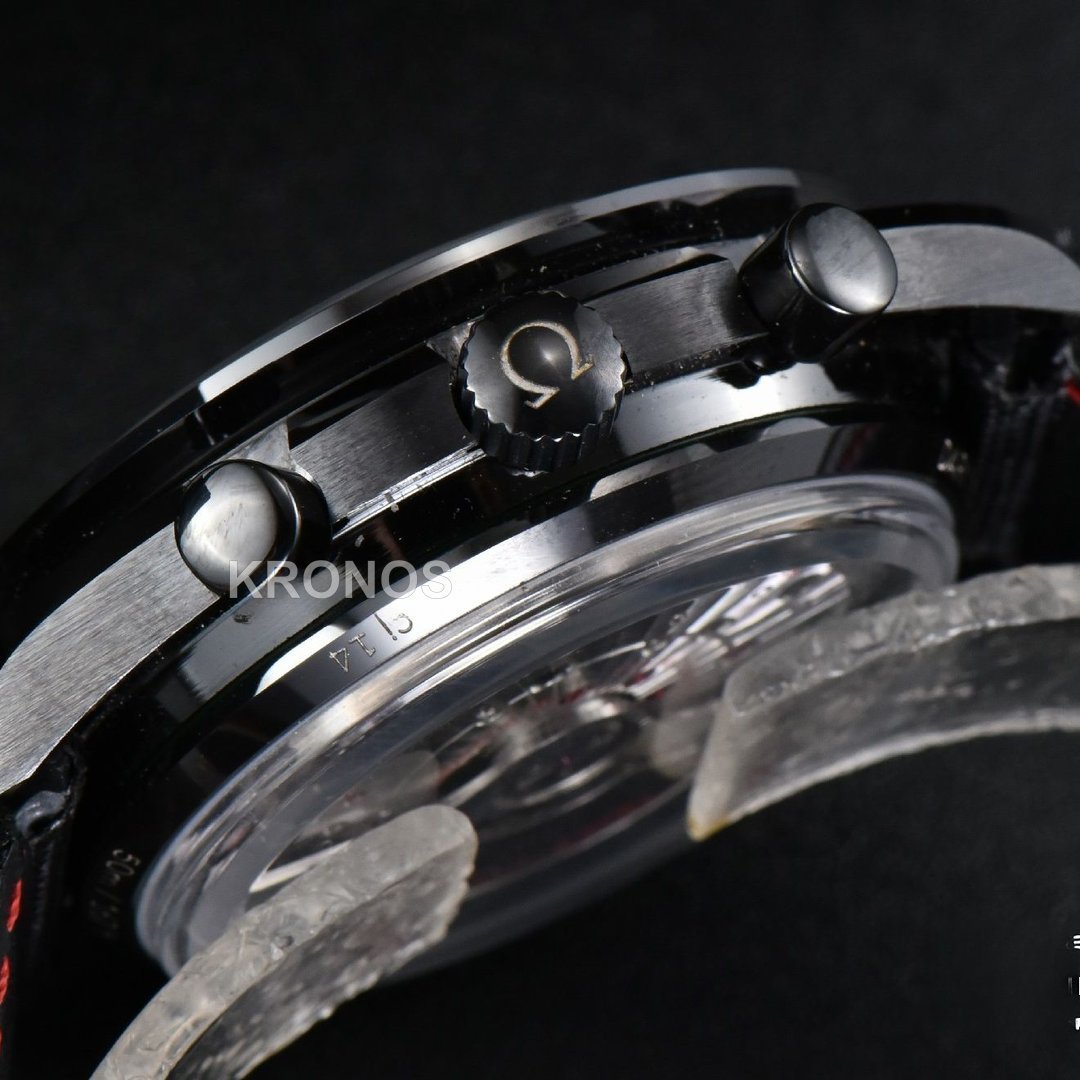 Speedmaster ‘dark Side The Moon’ Real Ceramic 44mm Black Dial - Authentic Movement