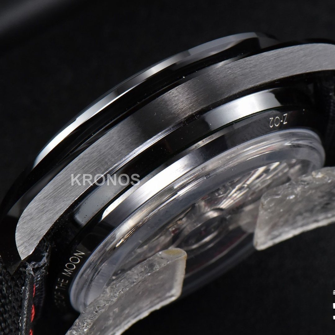 Speedmaster ‘dark Side The Moon’ Real Ceramic 44mm Black Dial - Authentic Movement