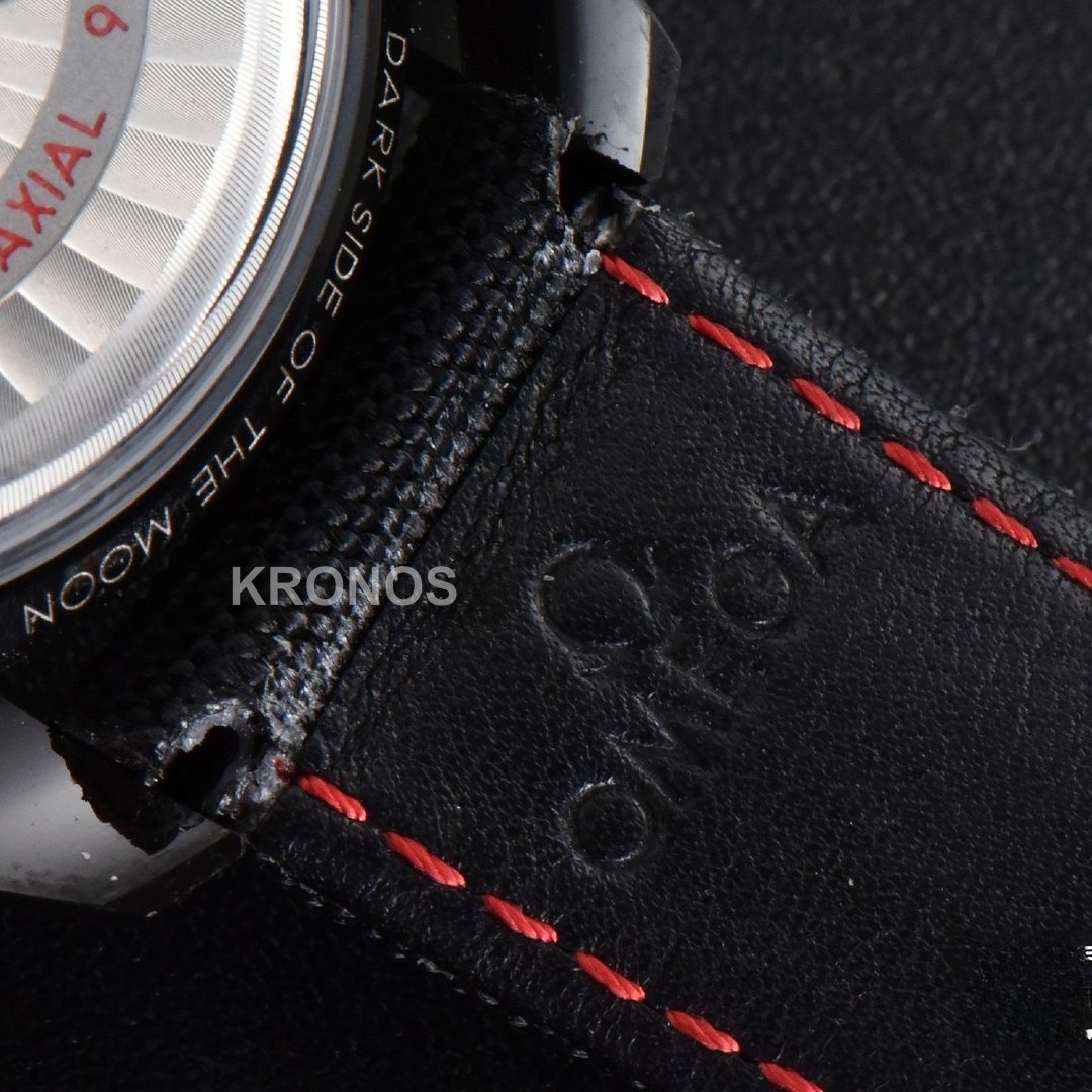 Speedmaster ‘dark Side The Moon’ Real Ceramic 44mm Black Dial - Authentic Movement