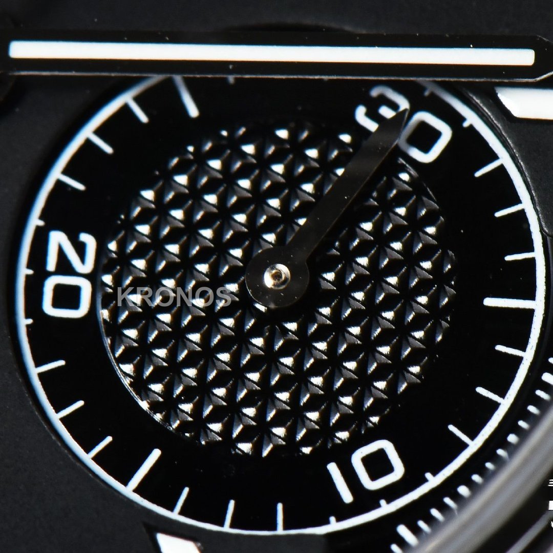 Speedmaster Racing Master 40mm Black Dial Black - Authentic Movement