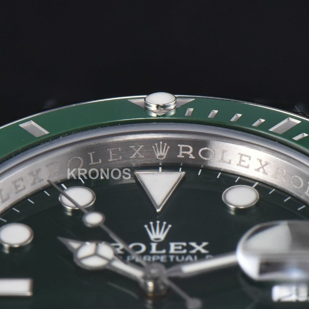 Submariner 40mm Green Dial - Authentic Movement