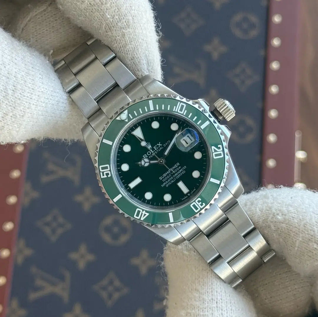 Submariner Green Dial Green Bezel maquinaria auténtica Kronos detalle esfera