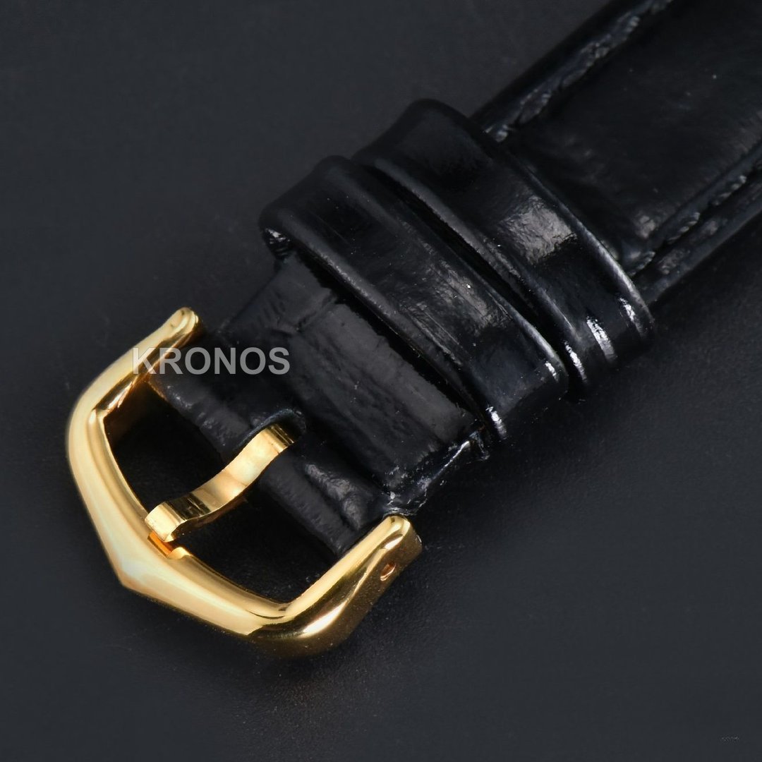 Tank Américaine Small 35.8mmx19mm Black Quartz - Authentic Movement