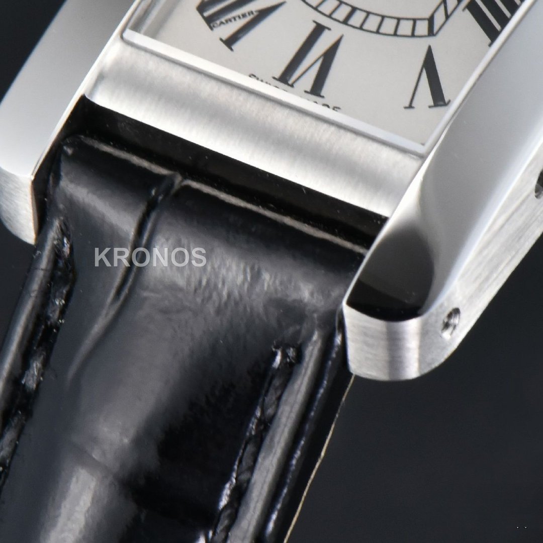 Tank Américaine Small 35.8mmx19mm Black Quartz - Authentic Movement