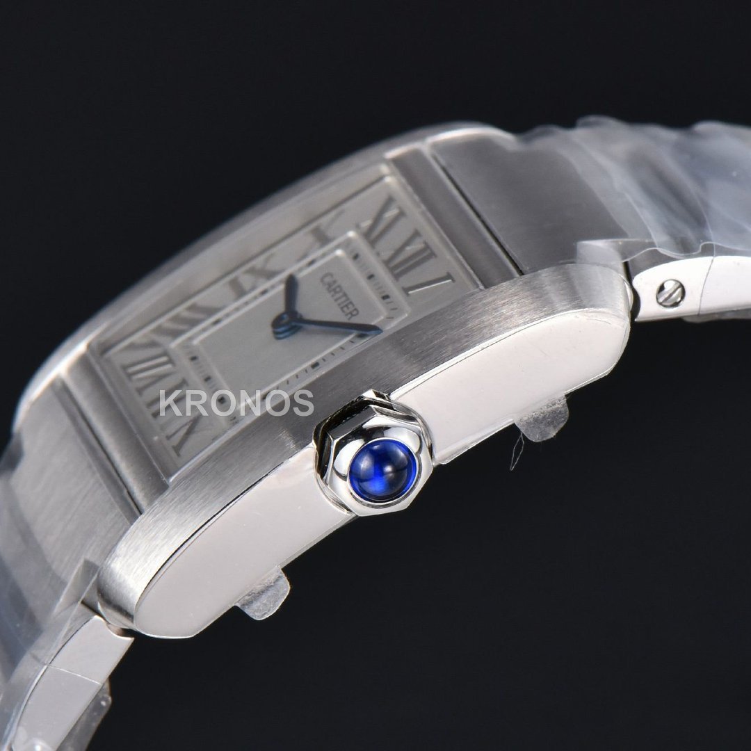 Tank Francaise Medium 32mmx 27mm Quartz - Authentic Movement