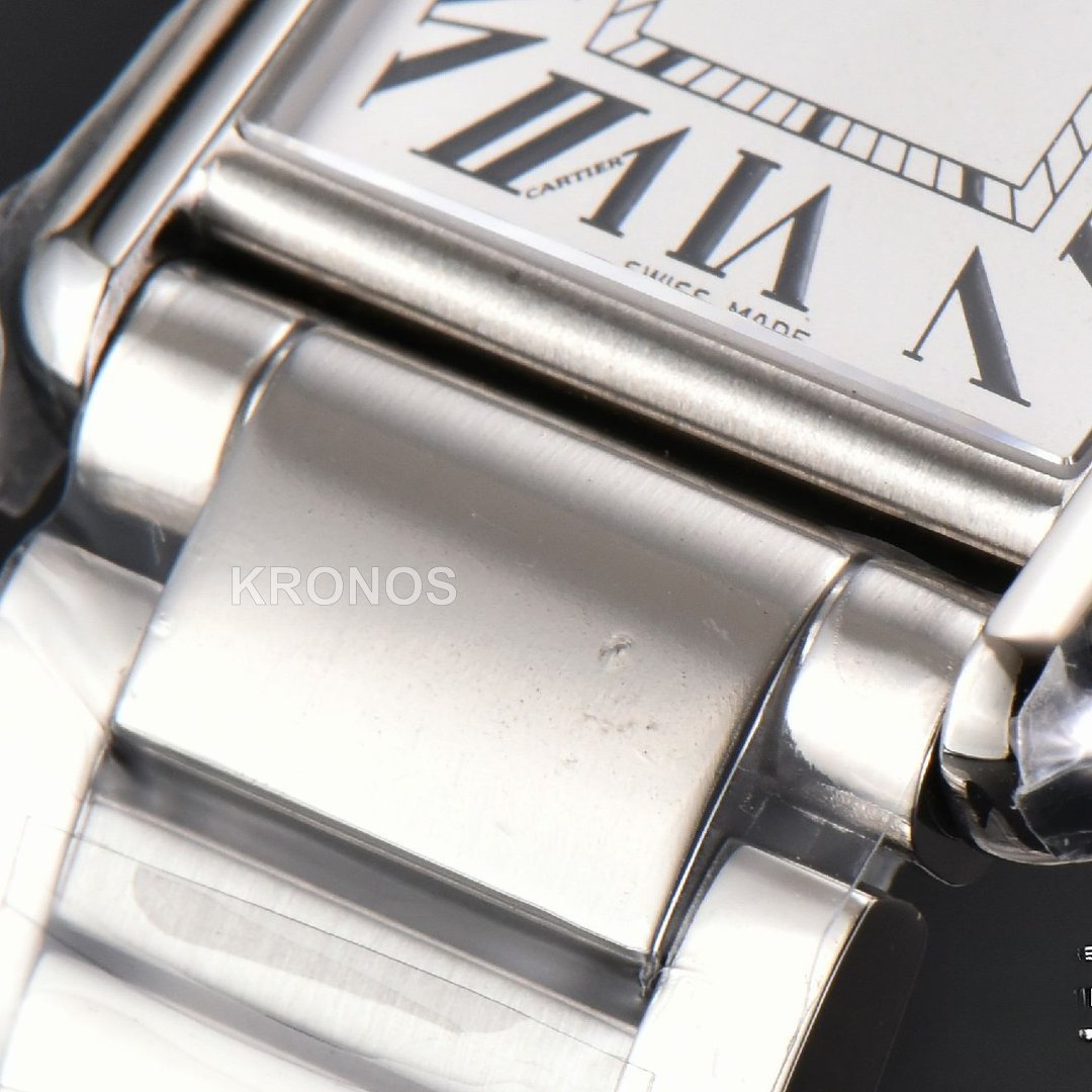 Tank Must Large 33.7mmx25.5mm White Dial Ronda Quartz - Authentic Movement
