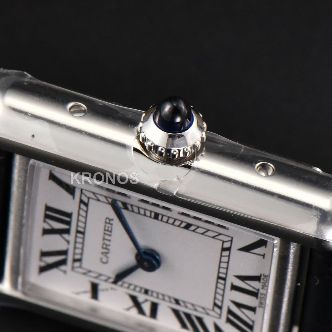Tank Must Small 29.5×22mm White Dial - Authentic Movement