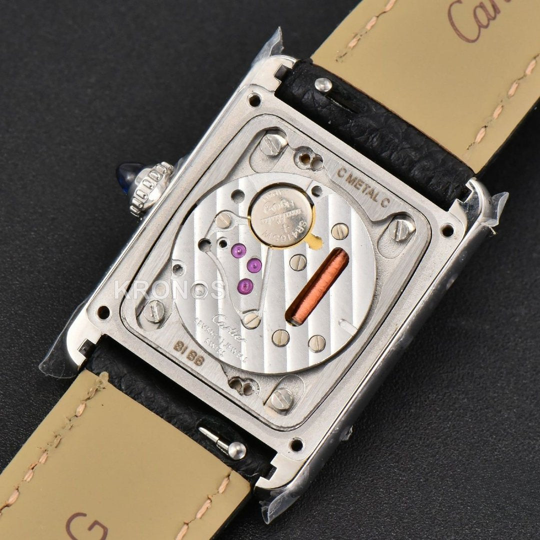 Tank Must Small 29.5×22mm White Dial - Authentic Movement